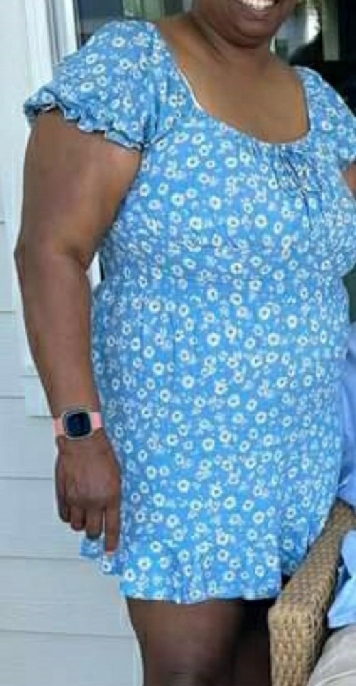 Summer top/ dress ,sz XL baby blue w/ white daisy flowers,&blue 🎀 string @front